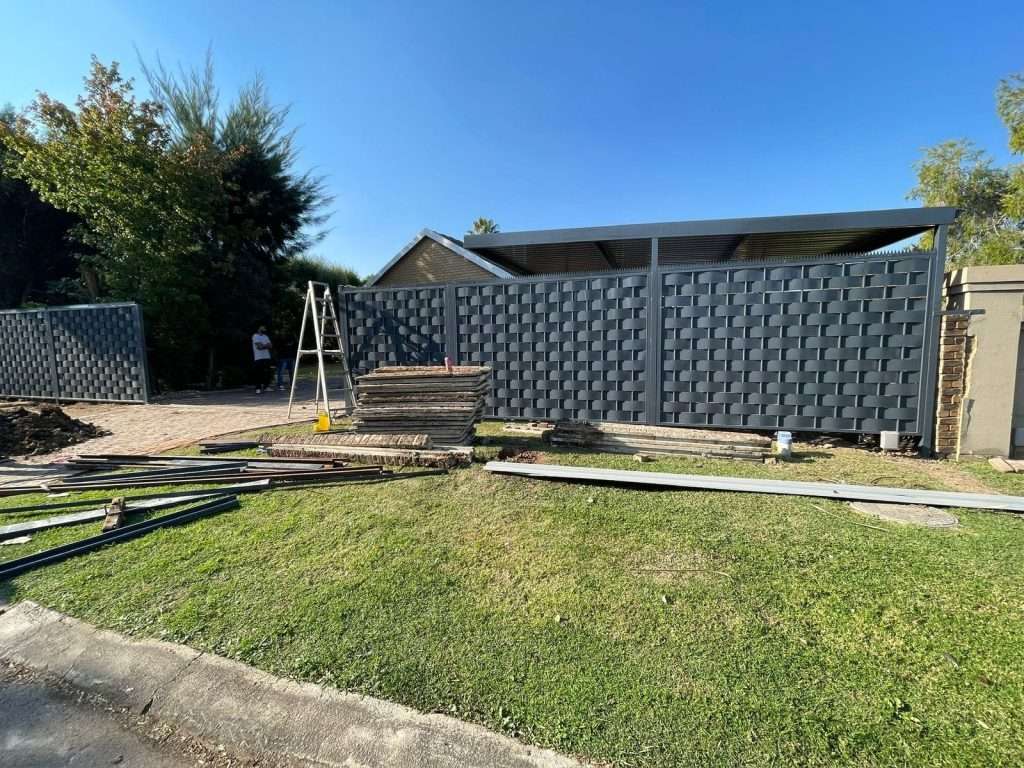 Palisade Fencing at reasonable prices